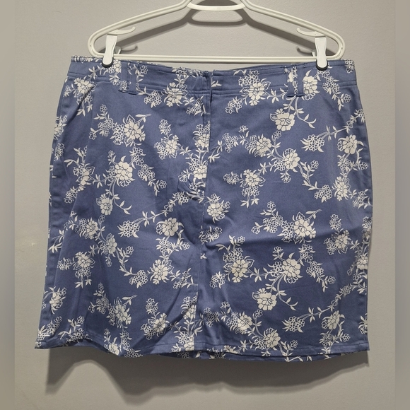 Jessica Dresses & Skirts - EUC Size 16 Floral Skirt